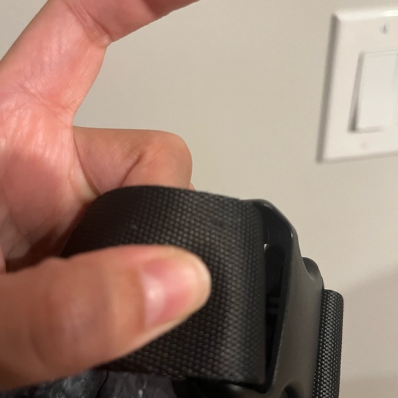 Lululemon Belt Bag - Picture 4 of 10